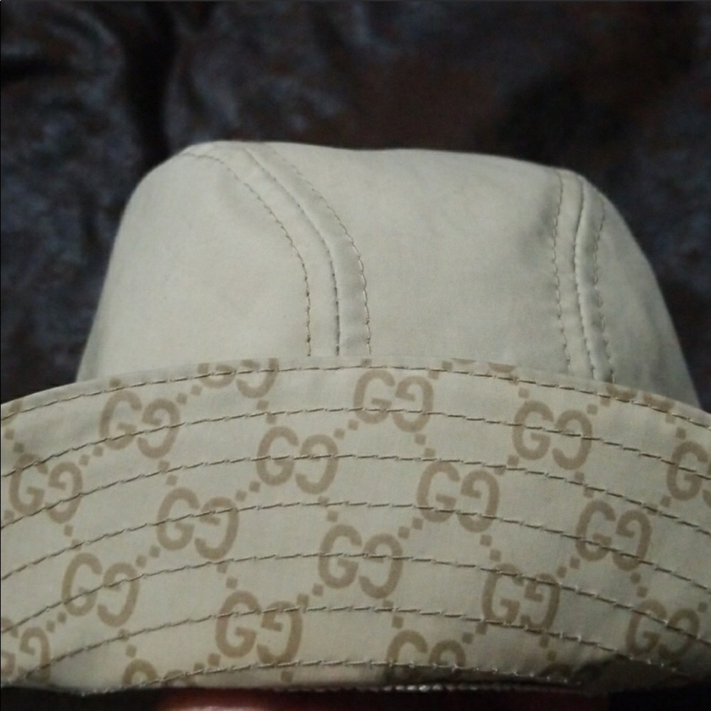 Gucci bucket hat